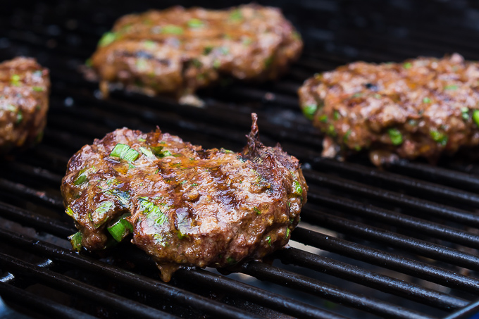 Southwest Pepper Jack Burgers are packed with flavor and topped with fresh condiments.