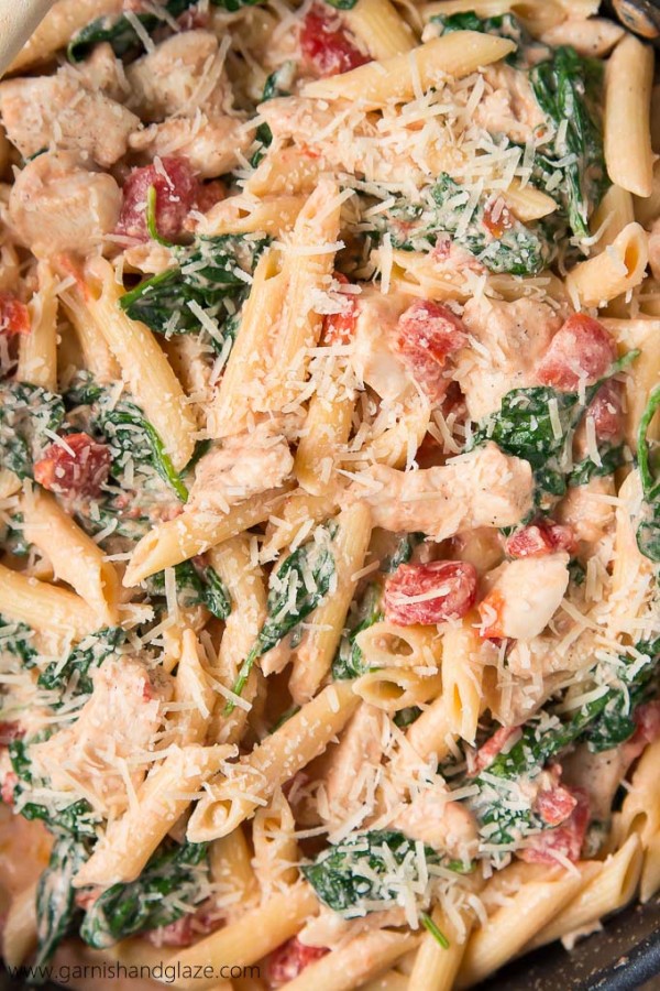 Creamy Tomato Chicken Florentine Pasta Garnish & Glaze