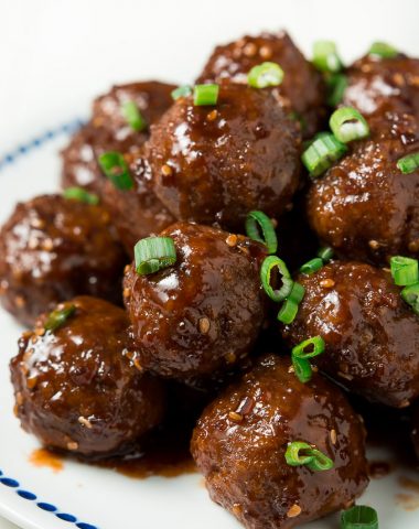 Party it up this holiday season and celebrate Chrismukkah with these simple, tender and juicy 30 Minute Teriyaki Meatballs!
