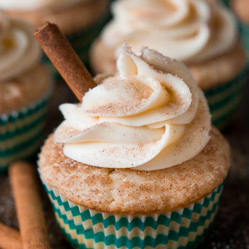 Snickerdoodle Cupcakes Garnish & Glaze