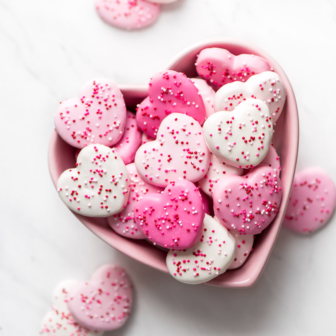 Pink & White Heart Circus Cookies - Garnish & Glaze