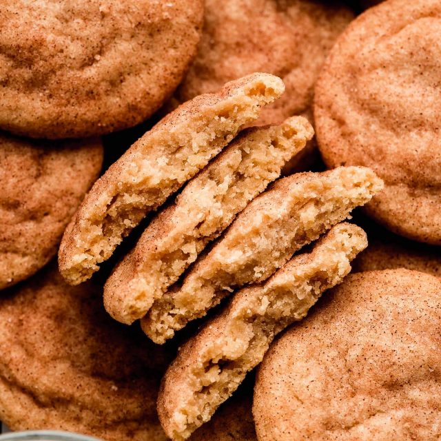 Quick & Easy Snickerdoodle Cookies Garnish & Glaze
